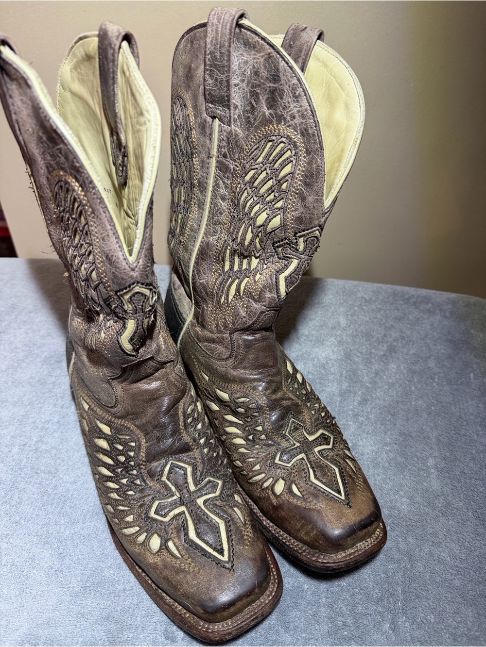 2 pair Men’s Corral Boots both 10 D - Picture 6 of 8